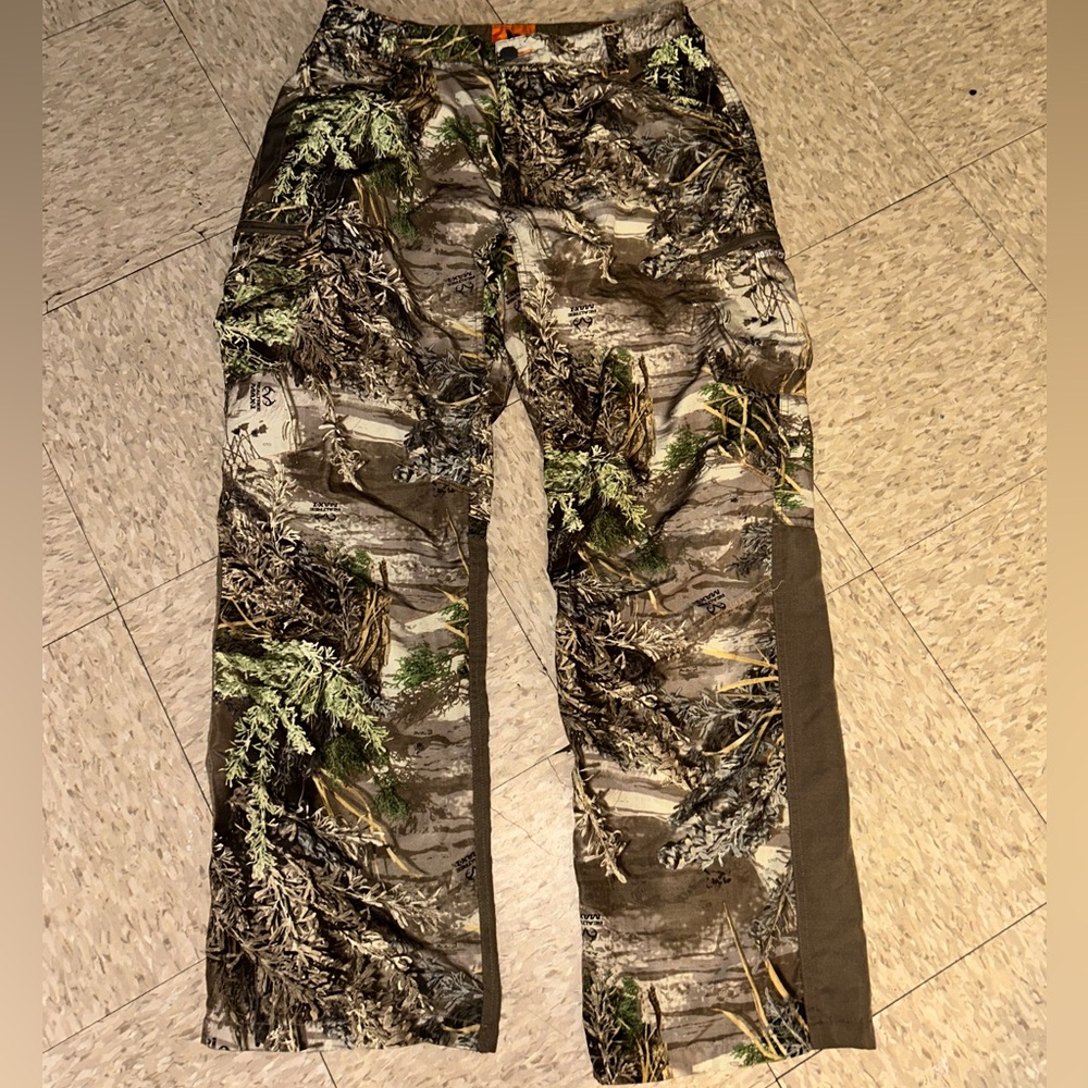 Field & Stream Men's Realtree-Style Camo Cargo Pants in Green/Brown